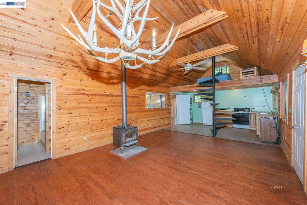 11221 Corral Bottom Rd