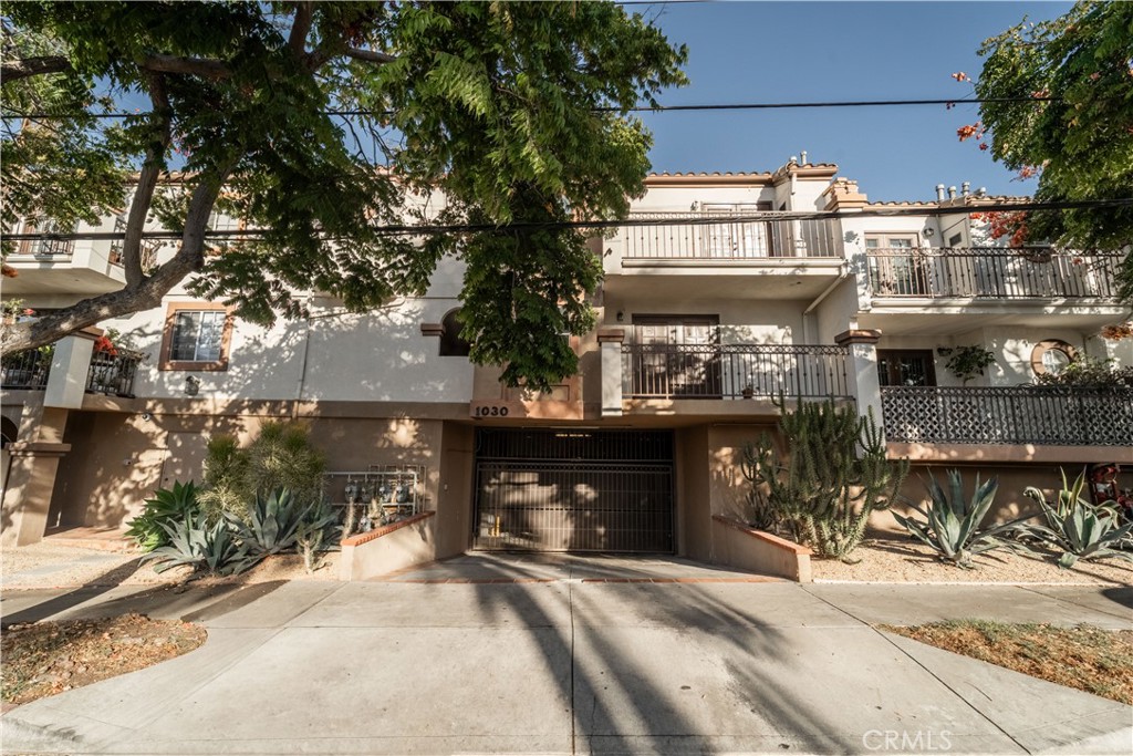Loma Verde Condos - Residential