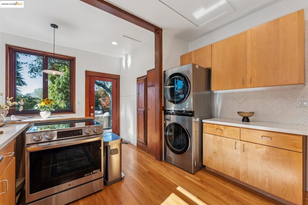 ROCKRIDGE - Residential