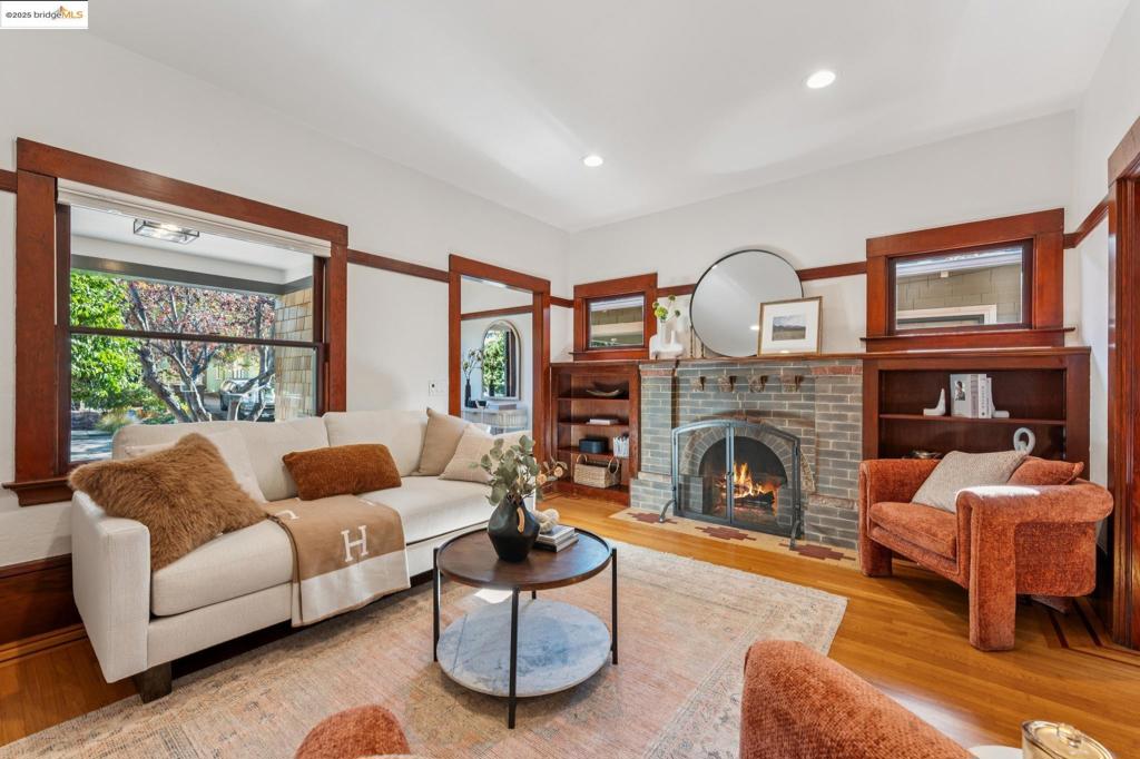 ROCKRIDGE - Residential