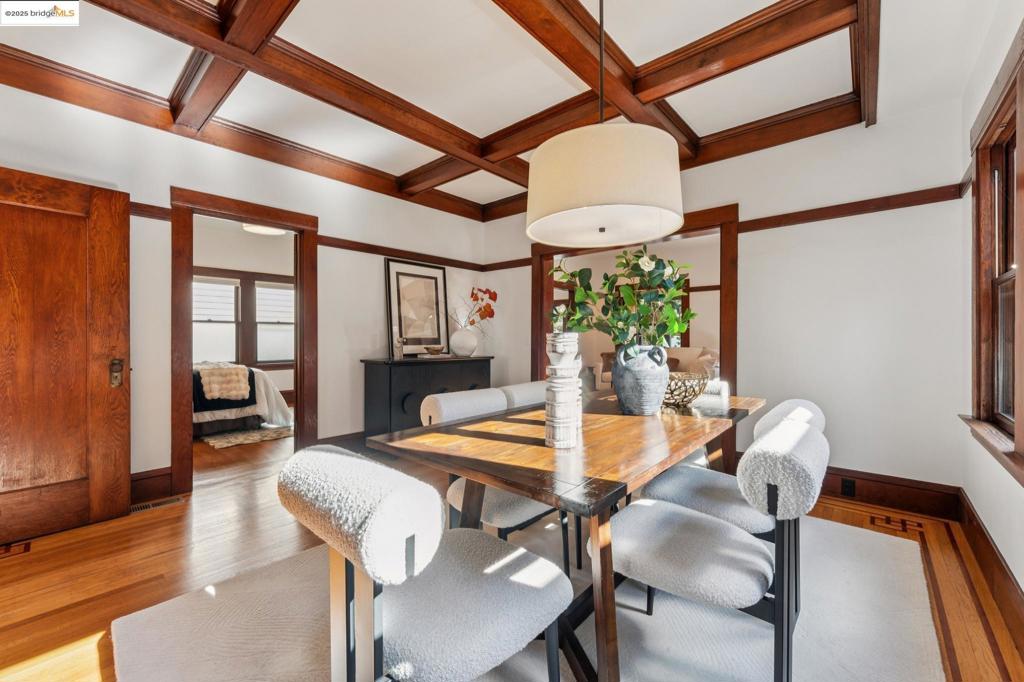 ROCKRIDGE - Residential