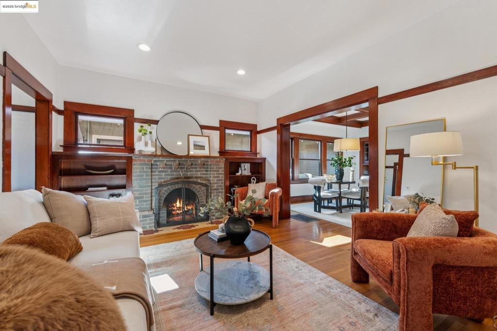 ROCKRIDGE - Residential