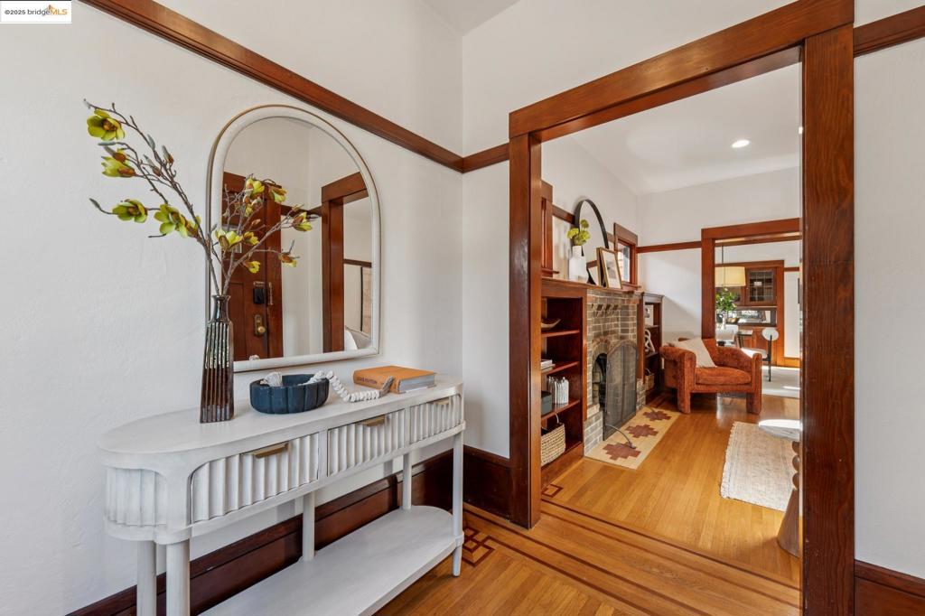 ROCKRIDGE - Residential