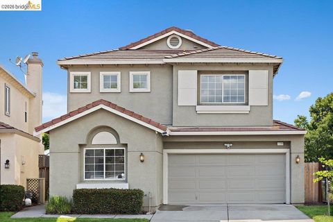 Photo of 1299 159th Avenue Ave, San Lorenzo, CA 94580 (MLS # 41132341)