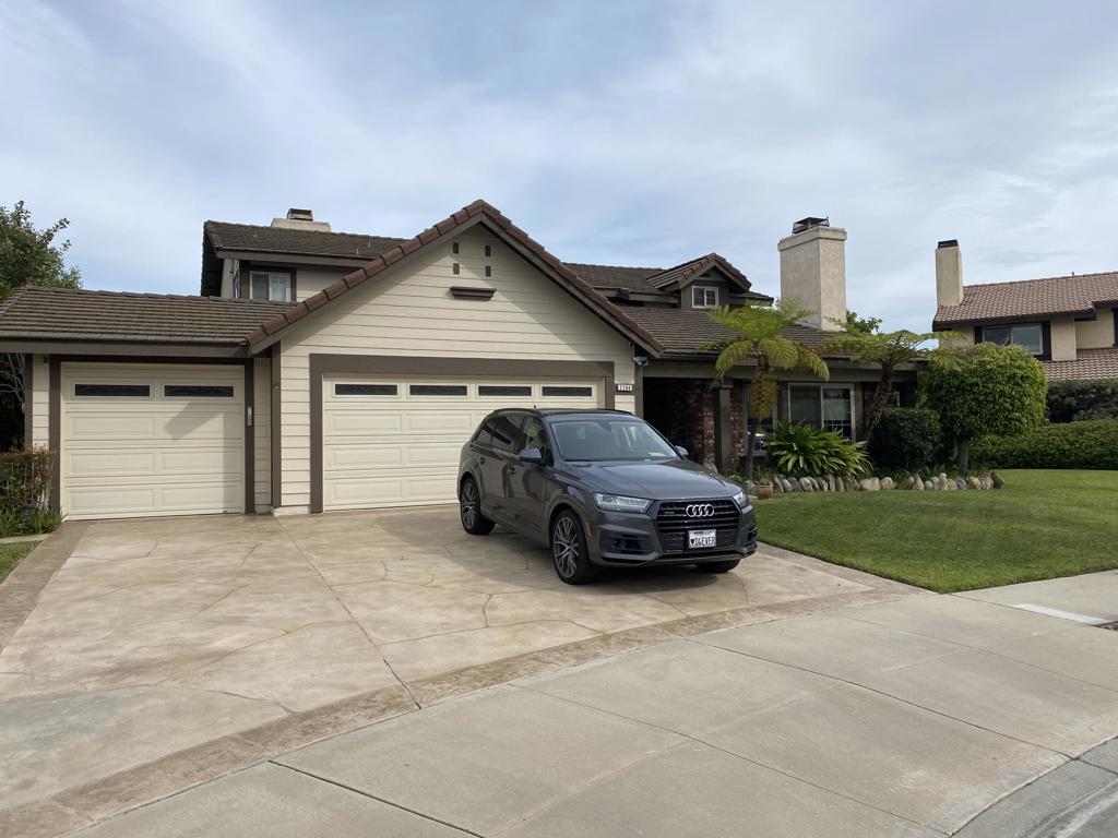 Largest and most popular floor plan in the Fairways. Formal entry leads to the family room and kitchen, custom wrought iron and wood banister, central A/C, large cul-de-sac lot, upgraded kitchen and baths, out door kitchen, dual pane windows, 3 car garage, must see this gorgeous property.