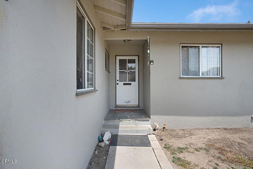 1127 Douglas Avenue