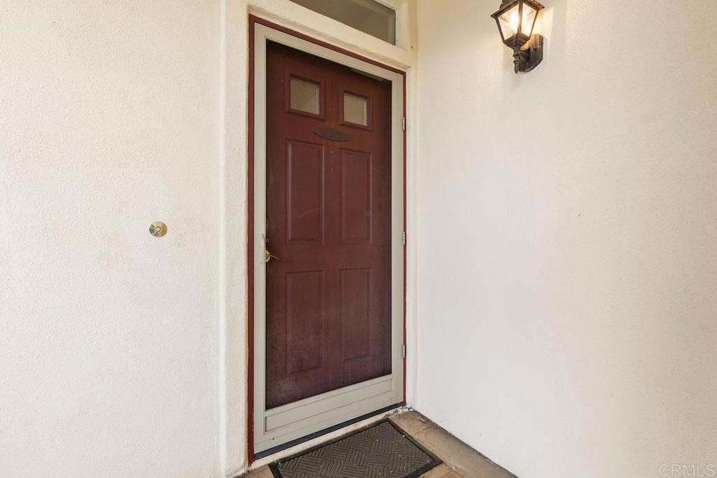 2357 Amber Oak Ln