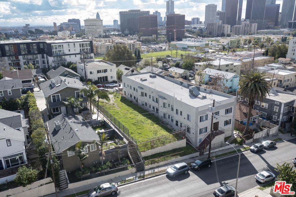 330 N Bixel Street