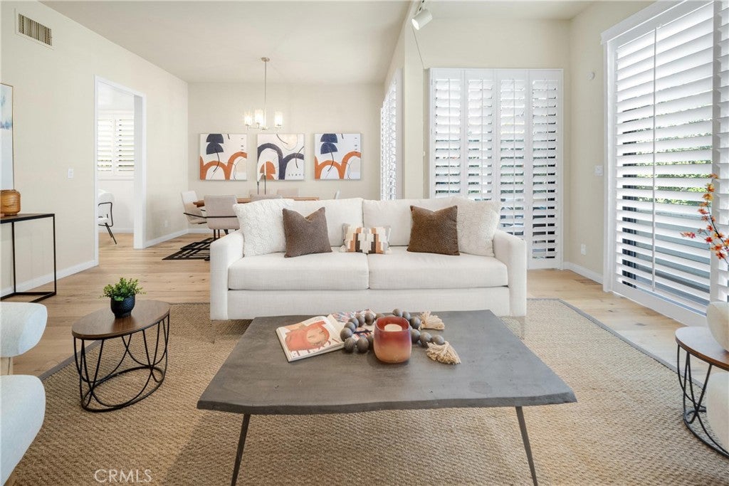 1870 Veteran Avenue 101