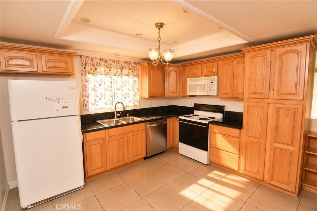 3421 Calle Azul 3C