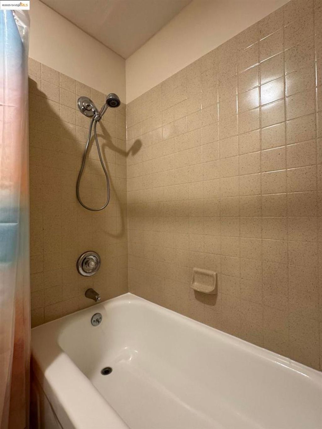 listing image 130721500287656819645