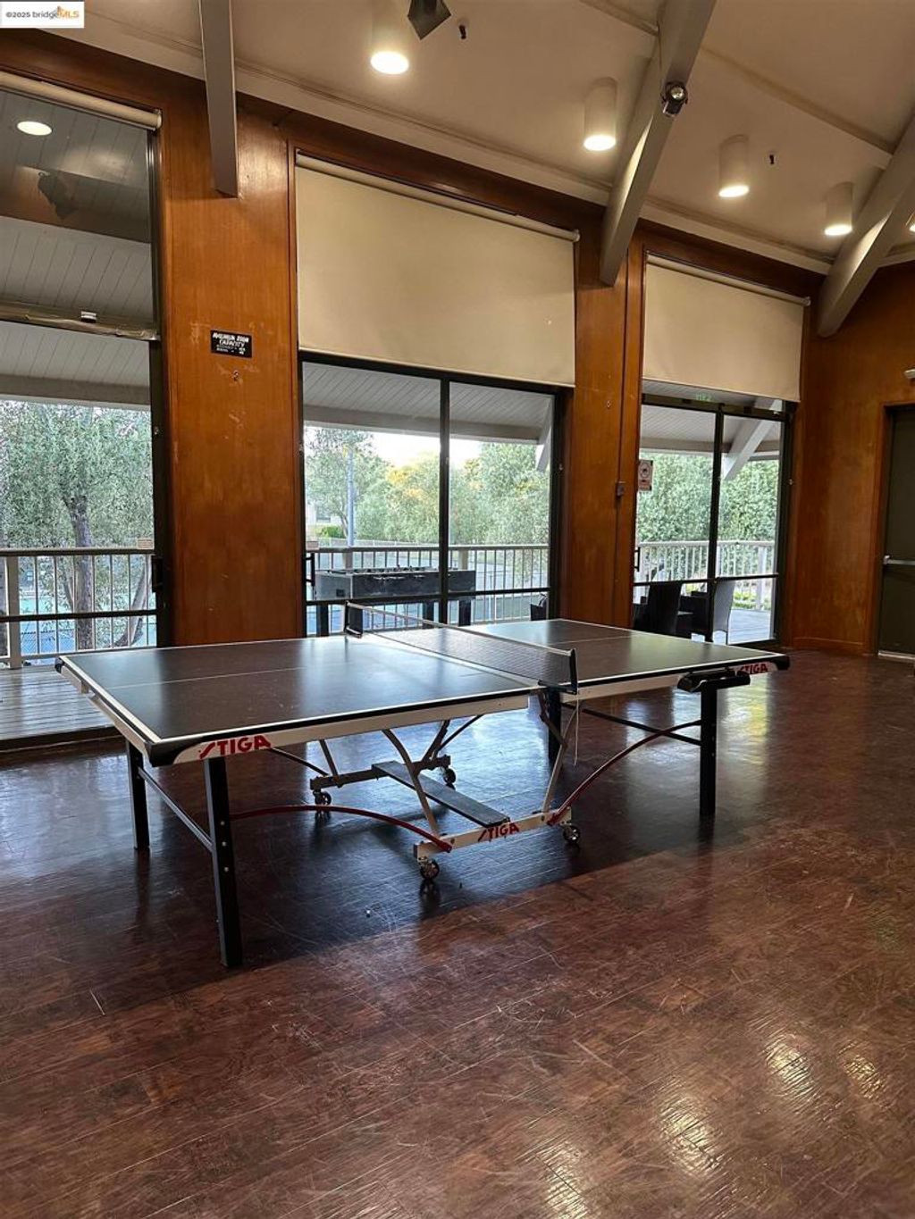 listing image 130725128023677794603