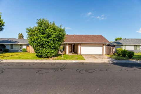 Photo of 1421 Raquel Lane, Modesto, CA 95355 (MLS # ML82050315)