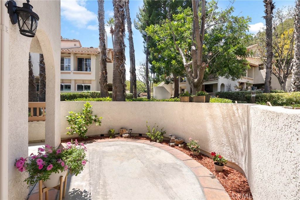 26541 Las Palmas Unit 4, Laguna Hills CA 92656 - Photo 22