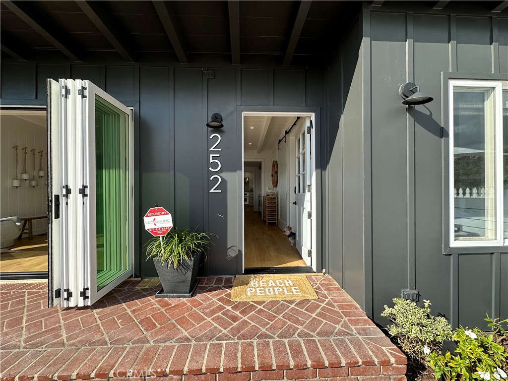 252 Grandview Street