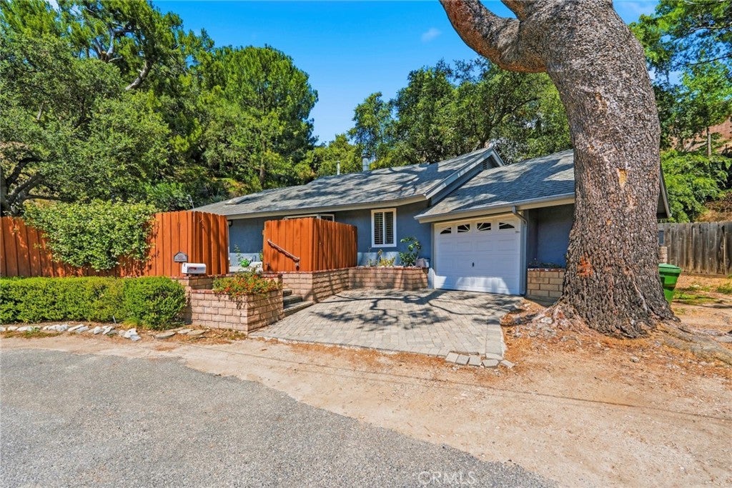 6489 Alta Gracia DR