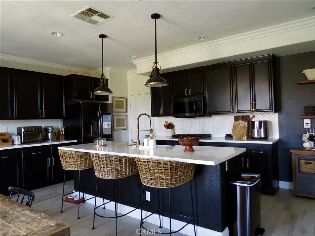 13140 Monrovia