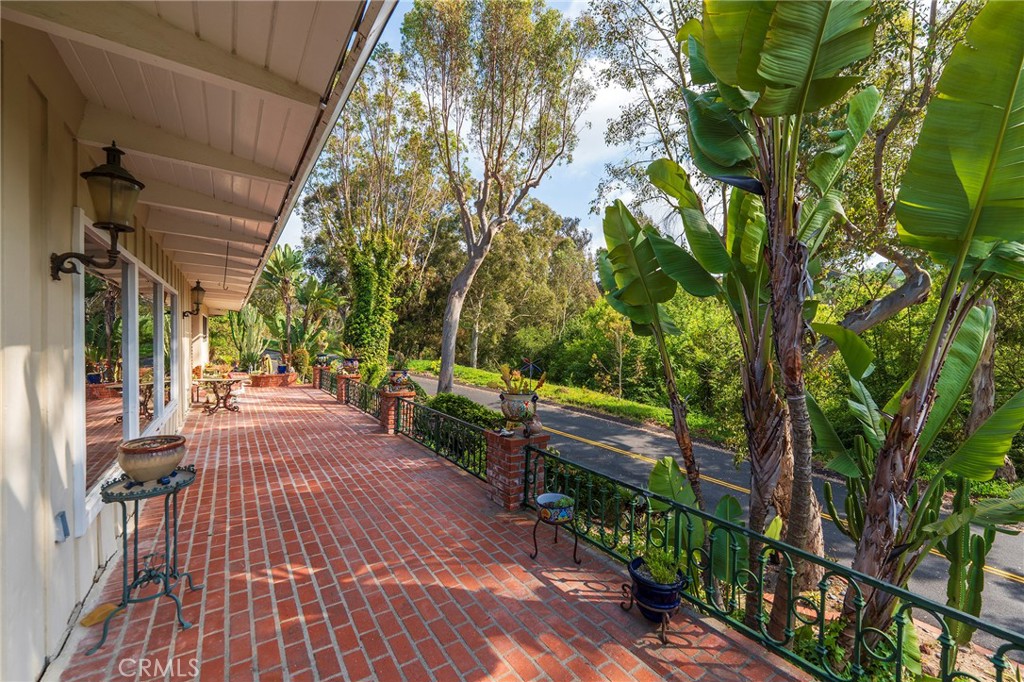 3225 Paseo Del Campo