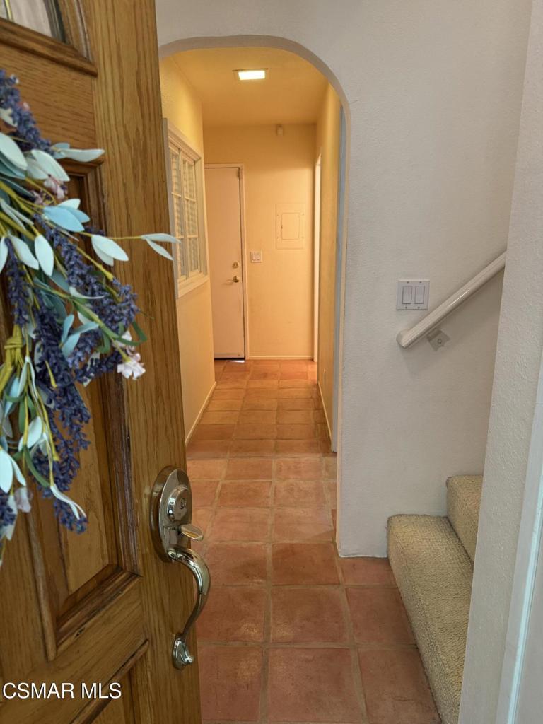 Agoura Country Townhomes-838 - 838 - Residential