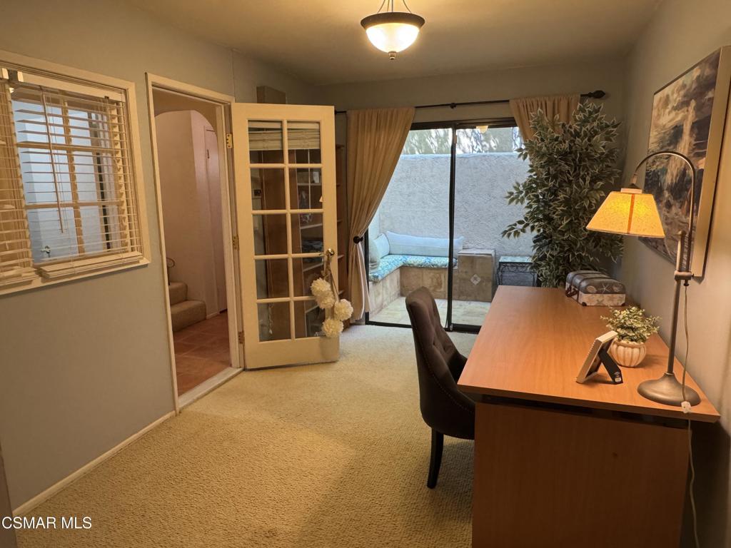 Agoura Country Townhomes-838 - 838 - Residential