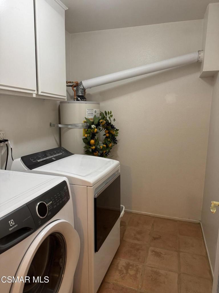 Agoura Country Townhomes-838 - 838 - Residential