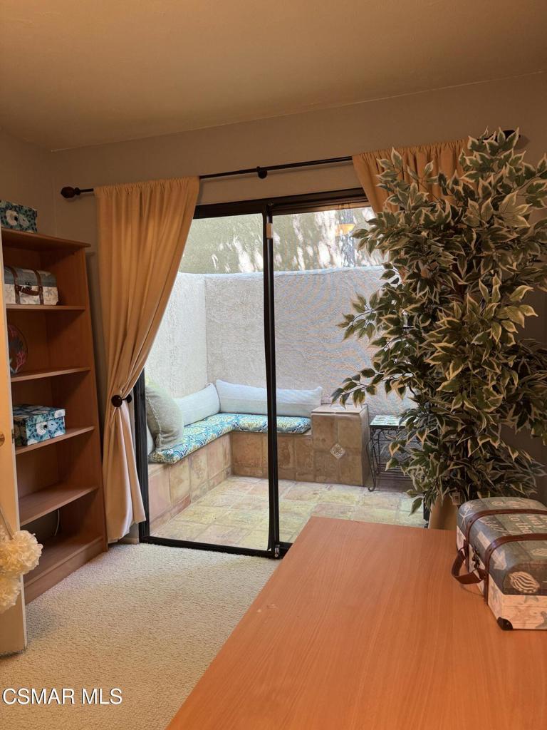 Agoura Country Townhomes-838 - 838 - Residential