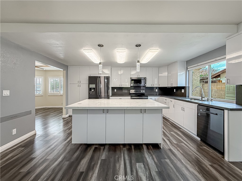 1814 Glenview Avenue