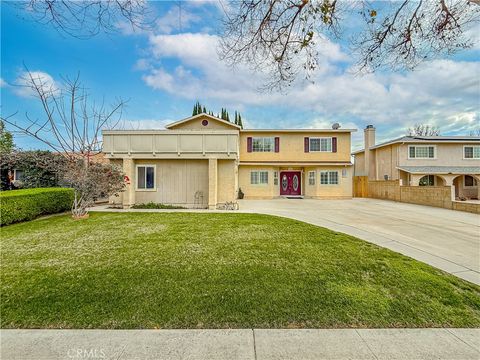Photo of 1814 Glenview Avenue, Simi Valley, CA 93063 (MLS # NS26022749)