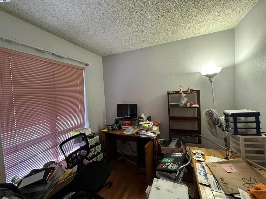 BAY POINTE - Residential