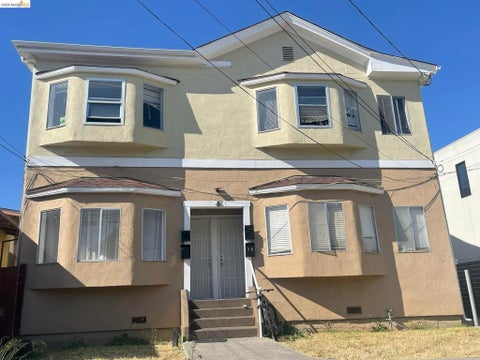 Photo of 738 34th St ST, Oakland, CA 94609 (MLS # 41142986)