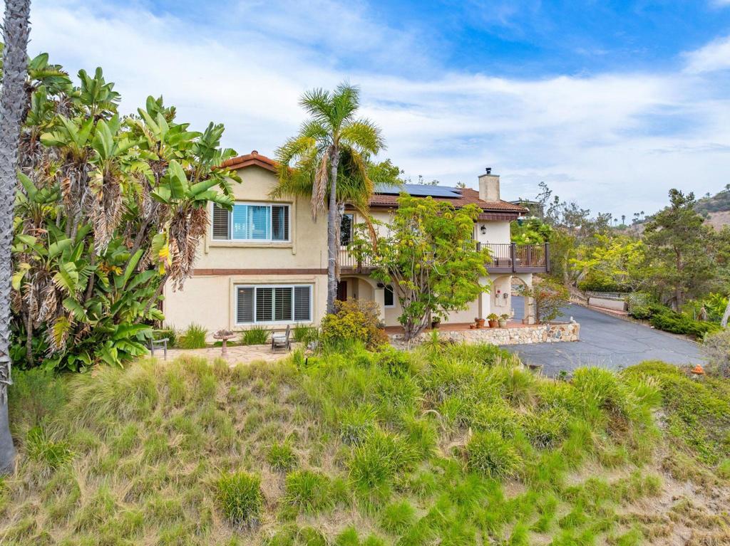 1330 Sugarbush Drive