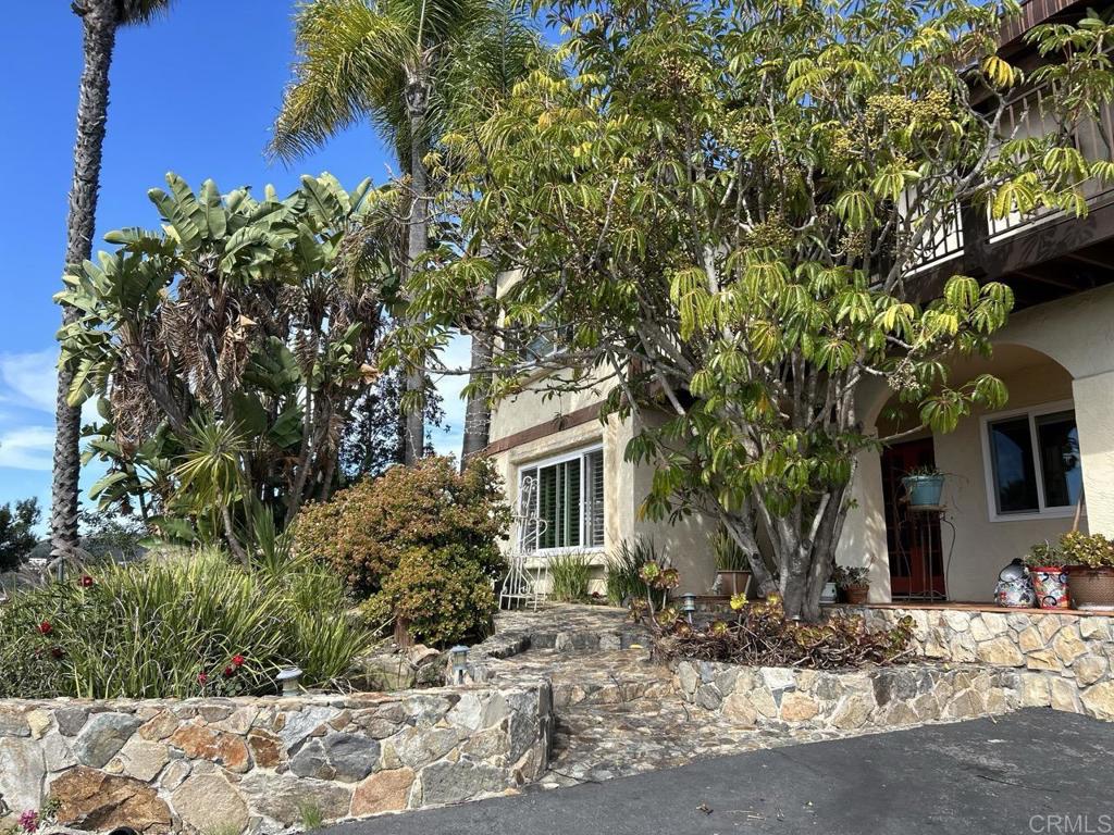 1330 Sugarbush Drive