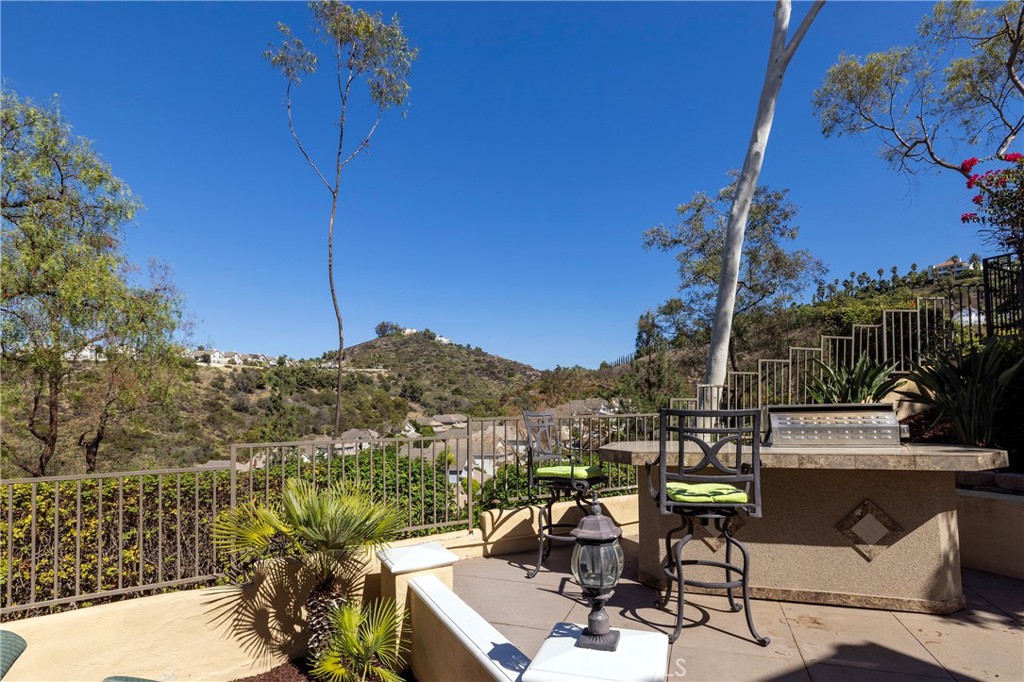 6307 E Rocking Horse Way