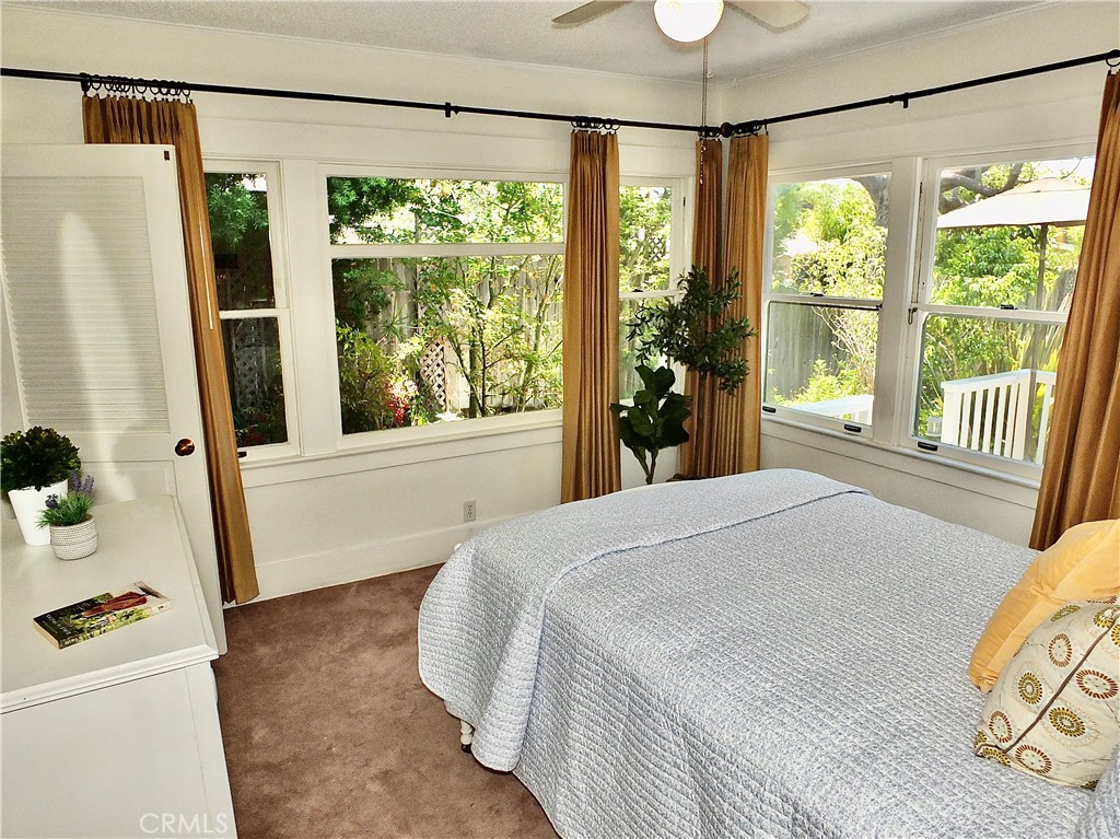 3839 Cedar Avenue