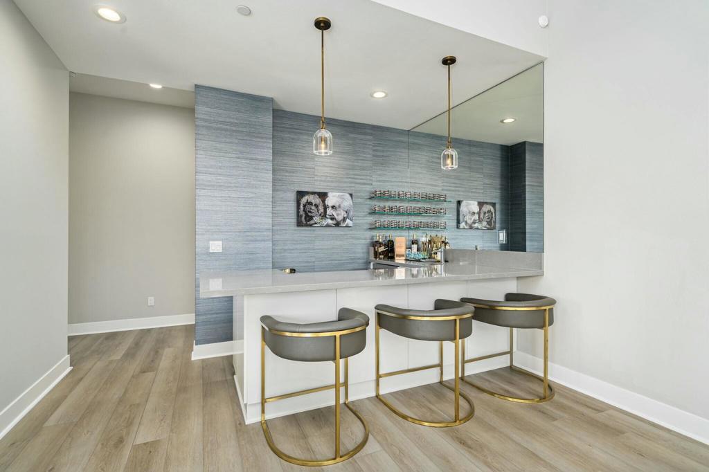 Escena - Residential