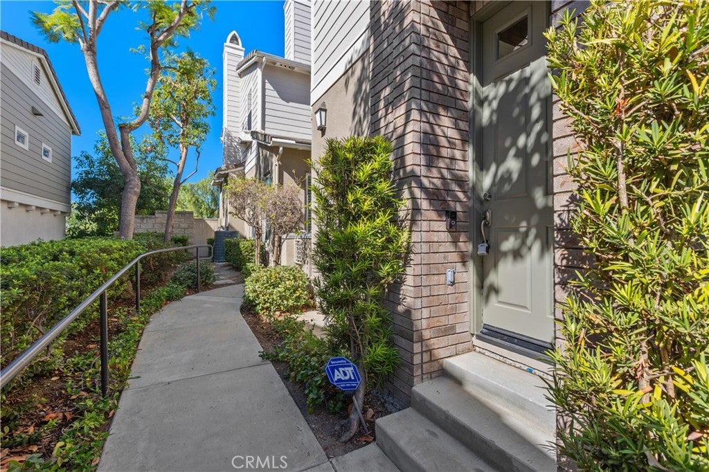 3987 Balmoral