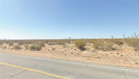 Photo of 810 California City Boulevard, Mojave, CA 93501 (MLS # SR26005982)