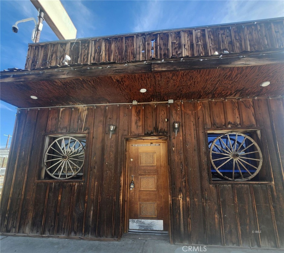 226 N Main