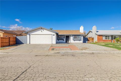 Photo of 1129 Lightcap St, Lancaster, CA 93535 (MLS # SR26040113)
