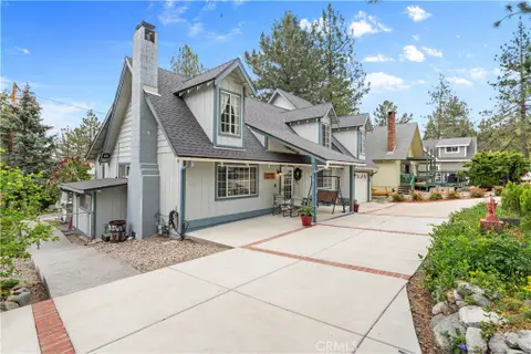 5375 Chaumont Dr, Wrightwood, CA 92397 - MLS#: HD26068103