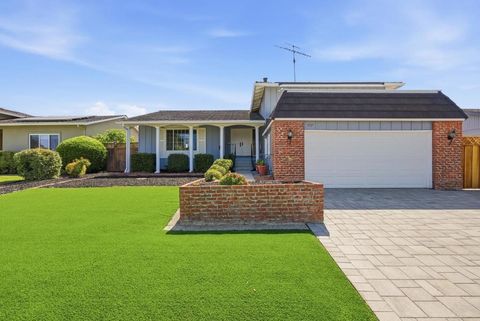 Photo of 5527 Oak Park Drive, San Jose, CA 95129 (MLS # ML82047142)