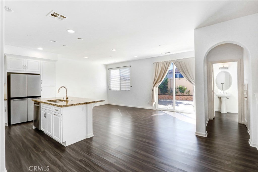 31897 Calle Luz