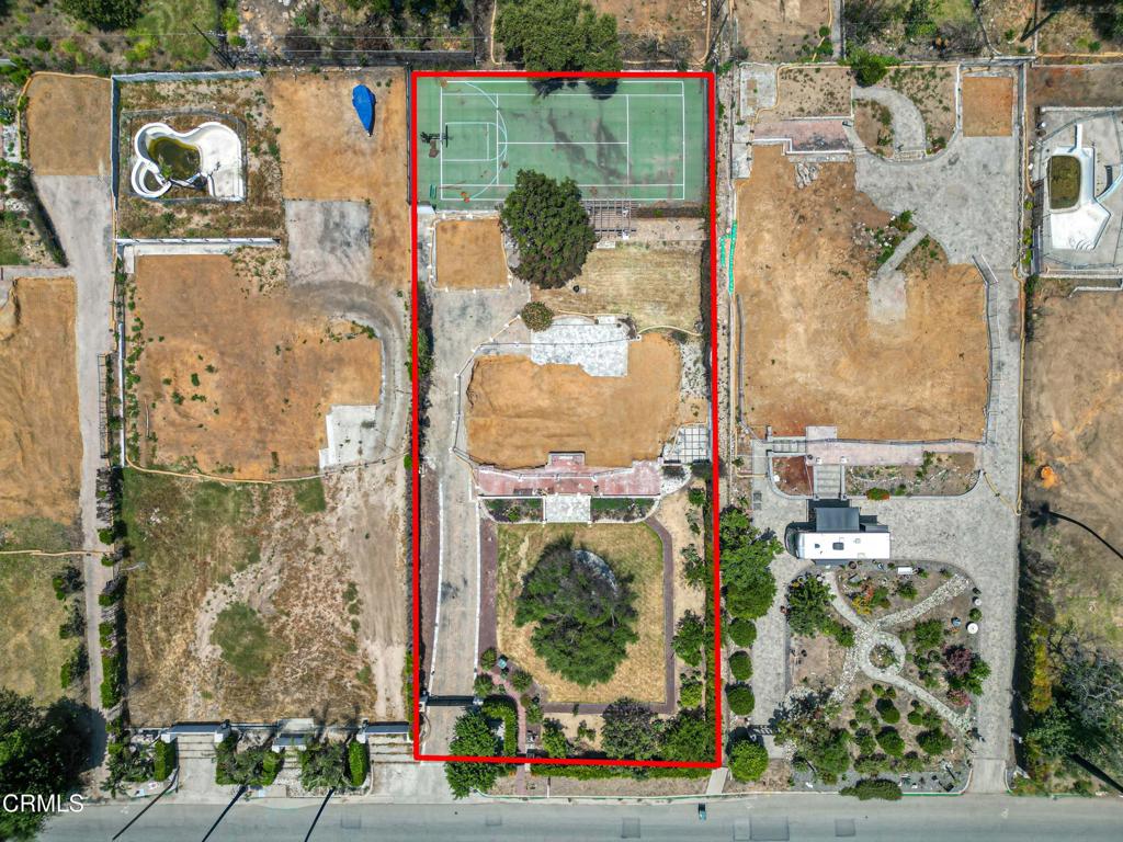 1225 E Altadena Drive