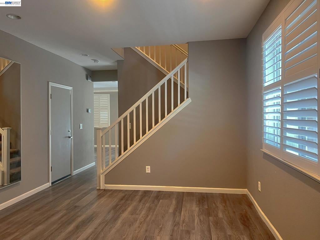 2337 Coffeeberry Rd