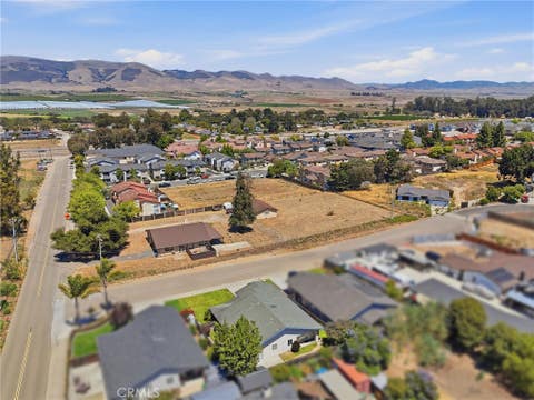Tiny photo for 336 Butterfly LN, Nipomo, CA 93444 (MLS # SC26147614)