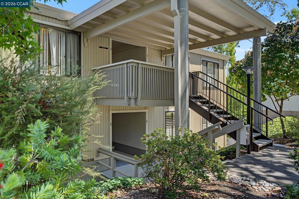 1108 Fairlawn Court 8