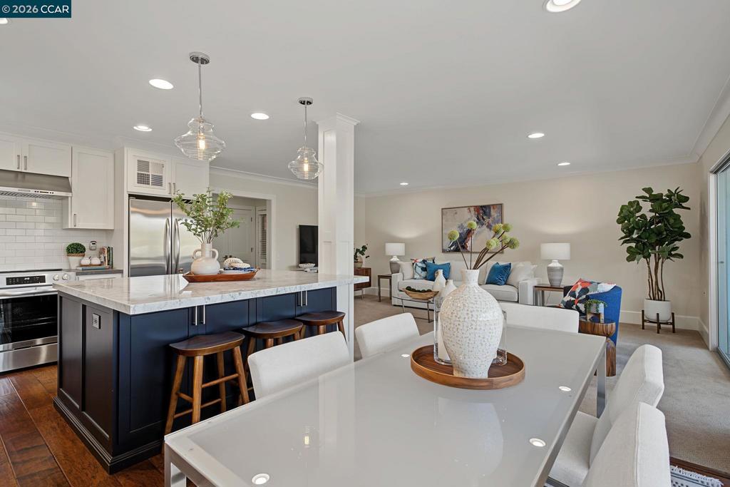 1108 Fairlawn Court CT