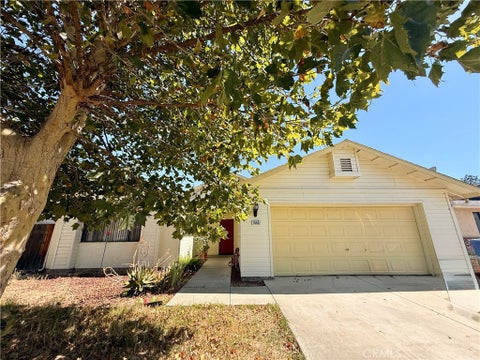Photo of 1666 Saltbrush AVE, Coalinga, CA 93210 (MLS # FR26139586)