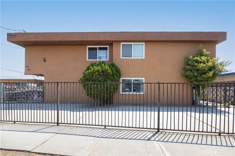 459 W Ramona Drive Rialto CA 92376