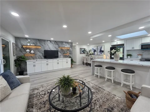 MLS: OC26223104